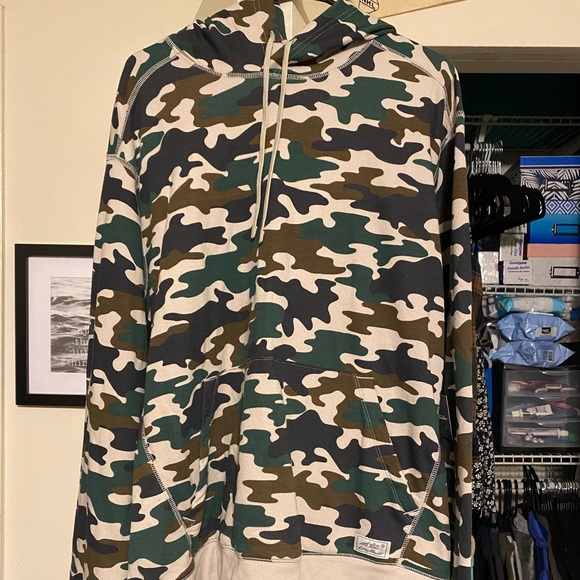 Eddie Bauer Camo Hooded Sweatshirt